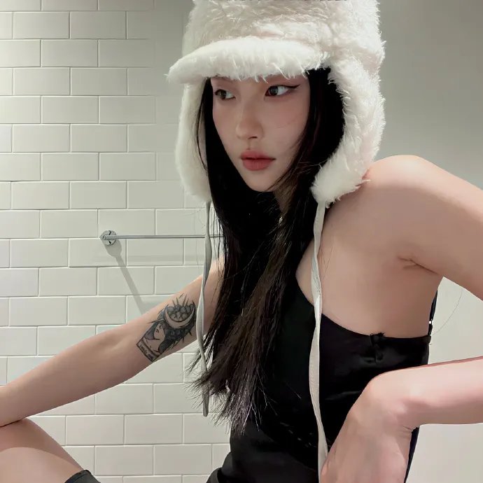 听说爱情已迟暮